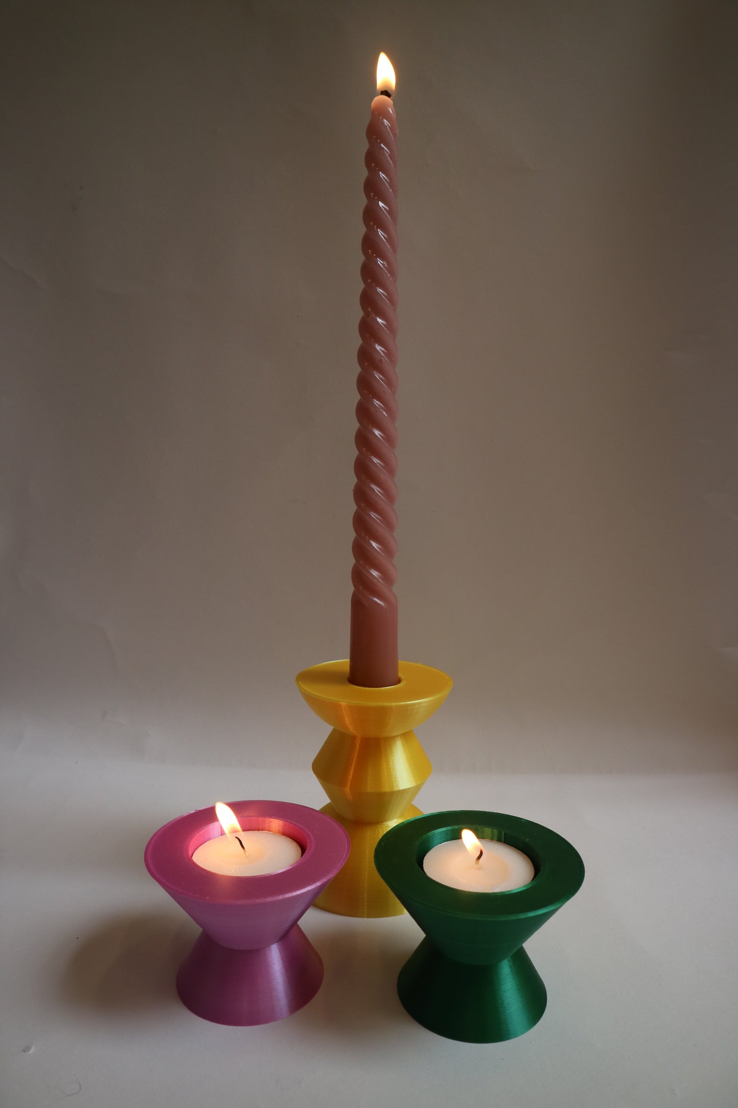 Tes Candleholders - Satin